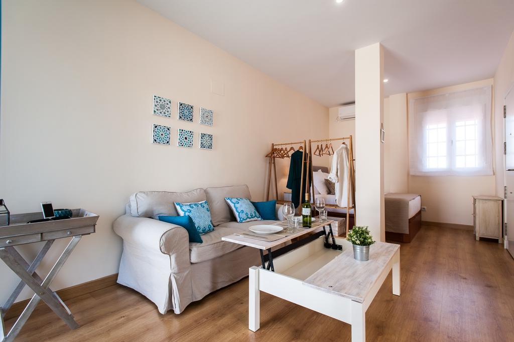 Hommyhome Pozo Santo Penthouse Севиля Екстериор снимка